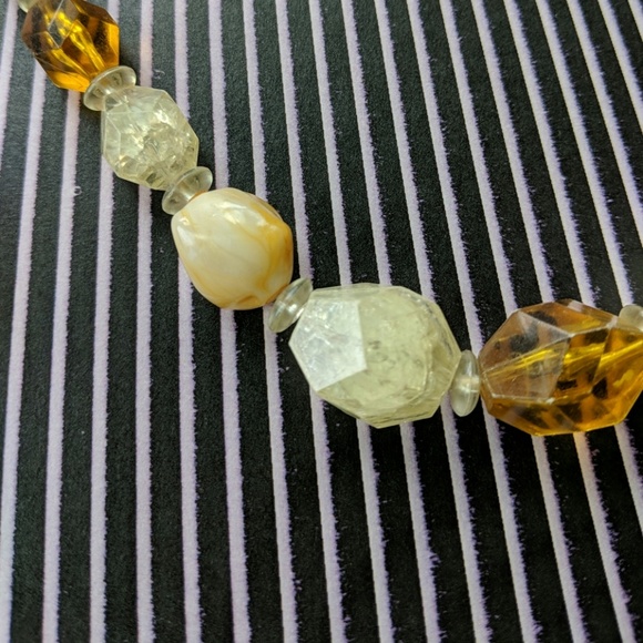 Vintage Beaded Necklace - Picture 2 of 4